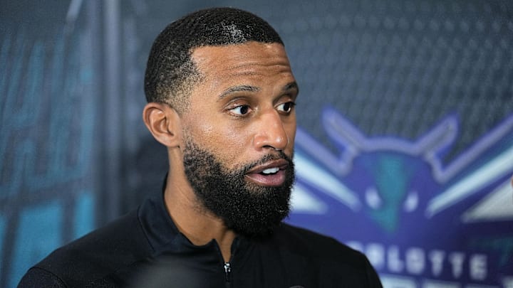 Dec 5, 2025; Toronto, Ontario, CAN; Charlotte Hornets head coach Charles Lee during a pre-game press conference before a game against the Toronto Raptors at Scotiabank Arena. Mandatory Credit: John E. Sokolowski-Imagn Images Dec 5, 2025; Toronto, Ontario, CAN; Charlotte Hornets head coach Charles Lee during a pre-game press conference before a game against the Toronto Raptors at Scotiabank Arena. Mandatory Credit: John E. Sokolowski-Imagn Images