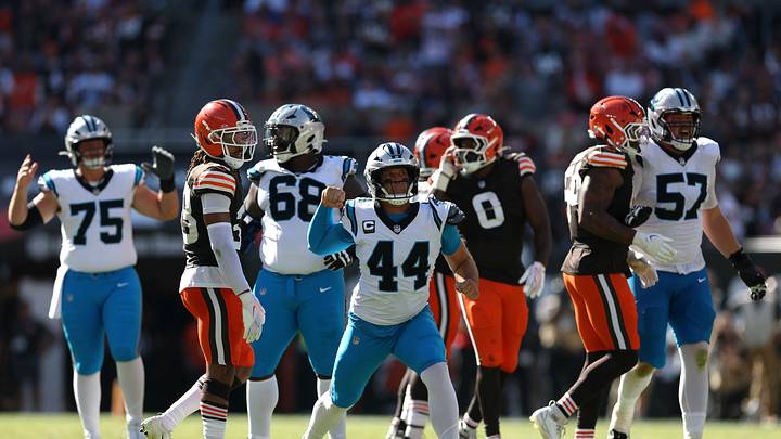 Sep 27, 2026; Cleveland, Ohio, USA; Carolina Panthers long snapper JJ Jansen (44) celebrates after a field goal against the Cleveland Browns during the third quarter at Huntington Bank Field. Mandatory Credit: Scott Galvin-Imagn Images Sep 27, 2026; Cleveland, Ohio, USA; Carolina Panthers long snapper JJ Jansen (44) celebrates after a field goal against the Cleveland Browns during the third quarter at Huntington Bank Field. Mandatory Credit: Scott Galvin-Imagn Images