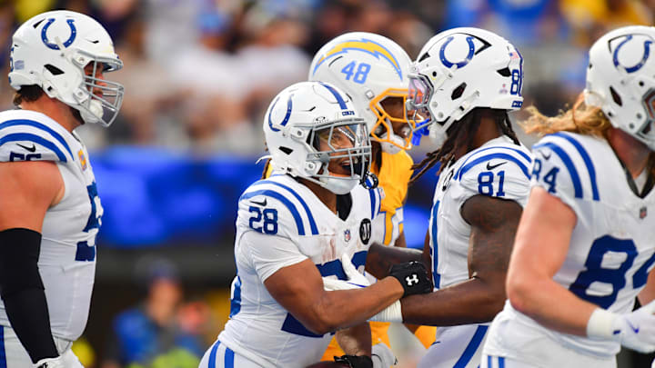Oct 19, 2025; Inglewood, California, USA; Indianapolis Colts running back Jonathan Taylor (28) celebrates a touchdown in second half against the Los Angeles Chargers at SoFi Stadium. Oct 19, 2025; Inglewood, California, USA; Indianapolis Colts running back Jonathan Taylor (28) celebrates a touchdown in second half against the Los Angeles Chargers at SoFi Stadium.