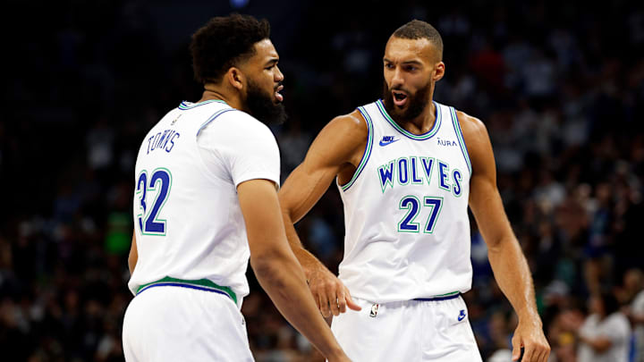 Los Angeles Clippers v Minnesota Timberwolves