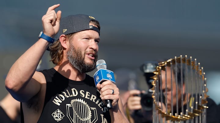 Kershaw terminó su carrera con su tercer título de Serie Mundial