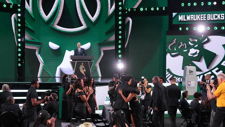 Jun 23, 2026; New York, NY, USA; NBA commissioner Adam Silver announces the tenth pick in the 2026 NBA draft, Arizona guard Brayden Burries after he was selected by the Milwaukee Bucks at Barclays Center. Mandatory Credit: Brad Penner-Imagn Images Jun 23, 2026; New York, NY, USA; NBA commissioner Adam Silver announces the tenth pick in the 2026 NBA draft, Arizona guard Brayden Burries after he was selected by the Milwaukee Bucks at Barclays Center. Mandatory Credit: Brad Penner-Imagn Images