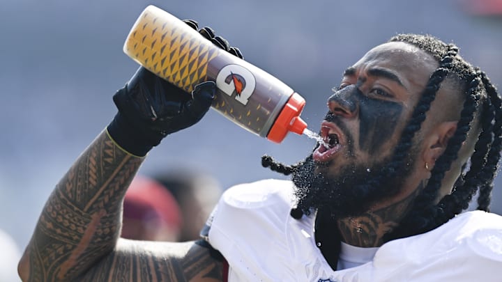 Washington Commanders linebacker Frankie Luvu.