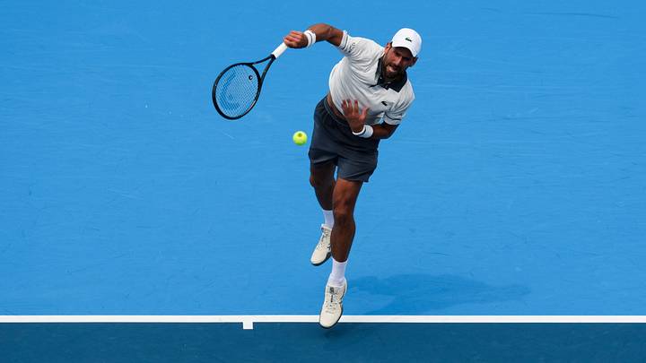 Aug 15, 2026; Mason, OH, USA; Novak Djokovic (SRB) serves against Thiago Agustín Tirante (ARG) during the Cincinnati Open at Lindner Family Tennis Center. Mandatory Credit: Aaron Doster-Imagn Images Aug 15, 2026; Mason, OH, USA; Novak Djokovic (SRB) serves against Thiago Agustín Tirante (ARG) during the Cincinnati Open at Lindner Family Tennis Center. Mandatory Credit: Aaron Doster-Imagn Images