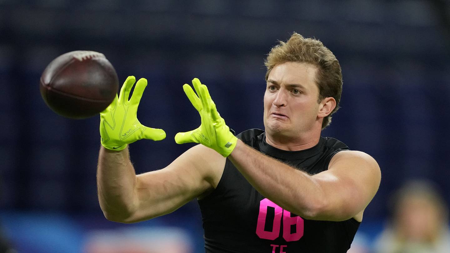 Jack Endries scores first NFL touchdown in Bengals' 2026 preseason opener