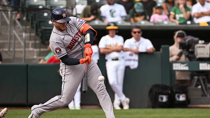 Houston Astros catcher Yainer Diaz (21) Credit: Ed Szczepanski-Imagn Images