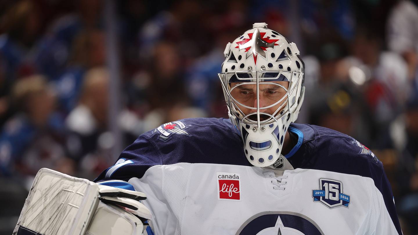 Avalanche's upcoming game vs Devils just got more interesting following Connor Hellebuyck trade