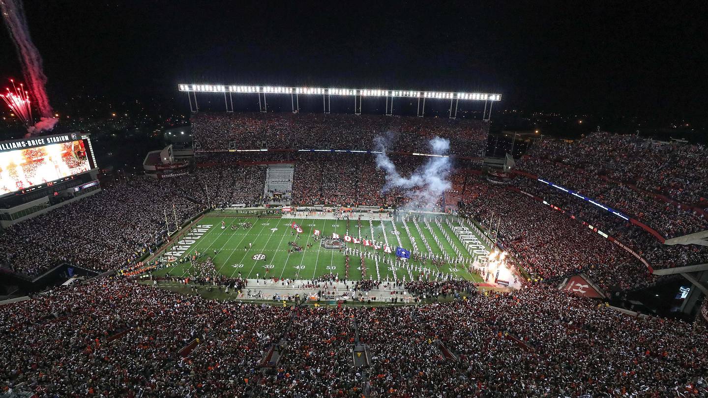 Towson-South Carolina weather delay: When will the Gamecocks and Tigers resume?