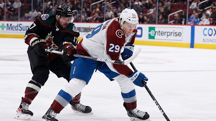 Colorado Avalanche v Arizona Coyotes