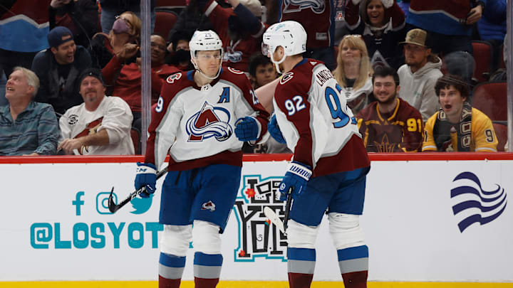 Colorado Avalanche v Arizona Coyotes
