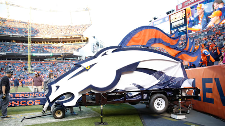 New York Giants v Denver Broncos