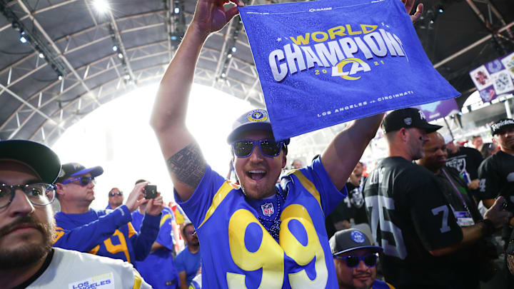 LA Rams fans NFL Draft