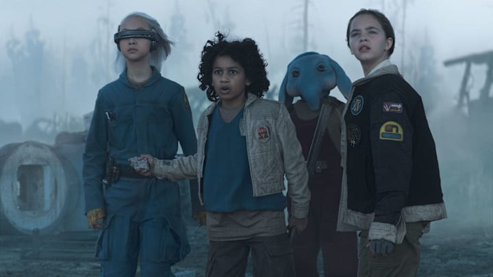 KB (Kyriana Kratter), Wim (Ravi Cabot-Conyers), Neel (Robert Timothy Smith) and Fern (Ryan Kiera-Armstrong) in Lucasfilm’s STAR WARS: SKELETON CREW, exclusively on Disney+. Photo by Matt Kennedy. ©2024 Lucasfilm Ltd. & TM. All Rights