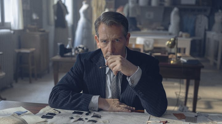 The New Look explains if Coco Chanel or Christian Dior was the actual Nazi sympathizer.