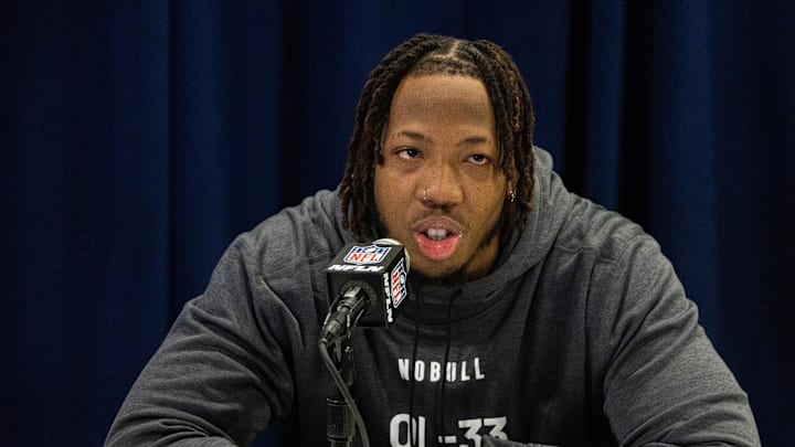 Mar 4, 2023; Indianapolis, IN, USA; Oklahoma offensive lineman Wanya Morris (OL33) speaks to the