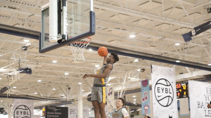 Nike's EYBL league will have a session this weekend in a live period, with Syracuse basketball recruits battling each other.