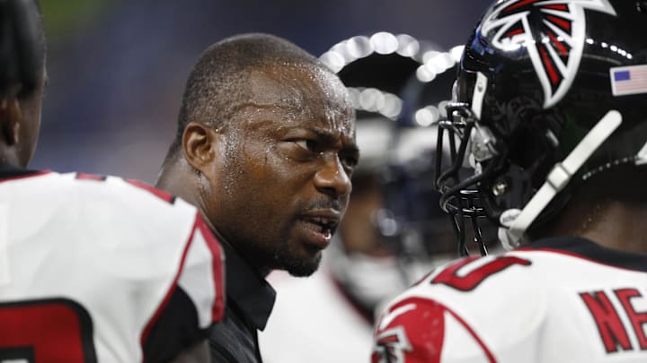 Sep 24, 2017; Detroit, MI, USA; Atlanta Falcons defensive coordinator Marquand Manuel gives a pep talk to his team before the game against the Detroit Lions at Ford Field. Mandatory Credit: Raj Mehta-Imagn Images