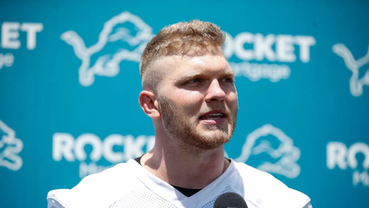 Detroit Lions defensive end Aidan Hutchinson (97) 