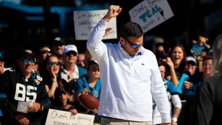 Hall of famer and former Jacksonville Jaguars tackle Tony Boselli reacts to the crowd during a sendoff Friday, Jan 20, 2023 outside the Gallagher Club West gate at TIAA Bank Field in Jacksonville, Fla. Members of the Jacksonville Jaguars NFL football team parted the stadium to fly to Kansas City, Mo. where they face The Kansas City Chiefs at Arrowhead Stadium on Saturday in the AFC divisional round of the playoffs. A watch party will be held at Daily        s Place on Saturday, Jan. 21, with
