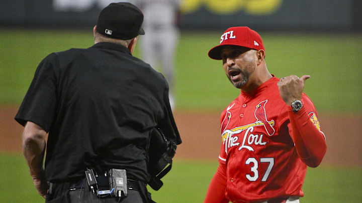 May 23, 2025; St. Louis, Missouri, USA;  St. Louis Cardinals manager Oliver Marmol (37) reacts after he was ejected from the game by umpire Ron Kulpa (46) during the fourth inning against the Arizona Diamondbacks at Busch Stadium. Mandatory Credit: Jeff Curry-Imagn Images