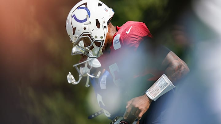 Indianapolis Colts quarterback Anthony Richardson Sr. (5) jogs up the field Sunday, Aug. 10, 2025, during Indianapolis Colts Training Camp at Grand Park in Westfield.