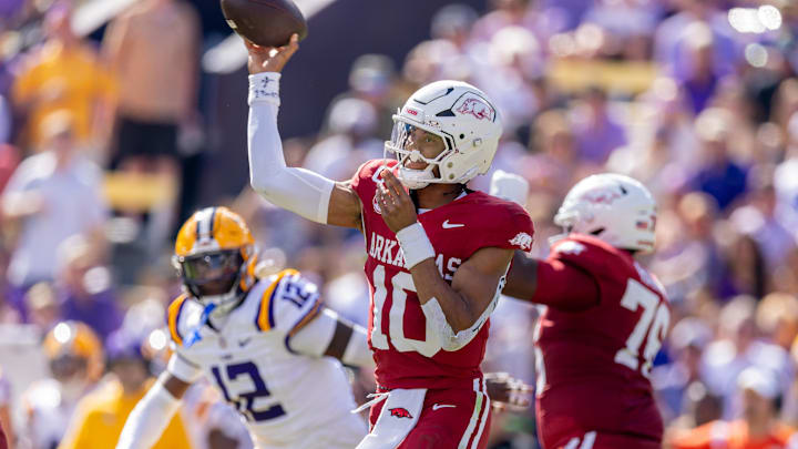 Nov 15, 2025; Baton Rouge, Louisiana, USA; Arkansas Razorbacks quarterback Taylen Green (10) passes against the LSU Tigers during the first half at Tiger Stadium. Mandatory Credit: Stephen Lew-Imagn Images Nov 15, 2025; Baton Rouge, Louisiana, USA; Arkansas Razorbacks quarterback Taylen Green (10) passes against the LSU Tigers during the first half at Tiger Stadium. Mandatory Credit: Stephen Lew-Imagn Images
