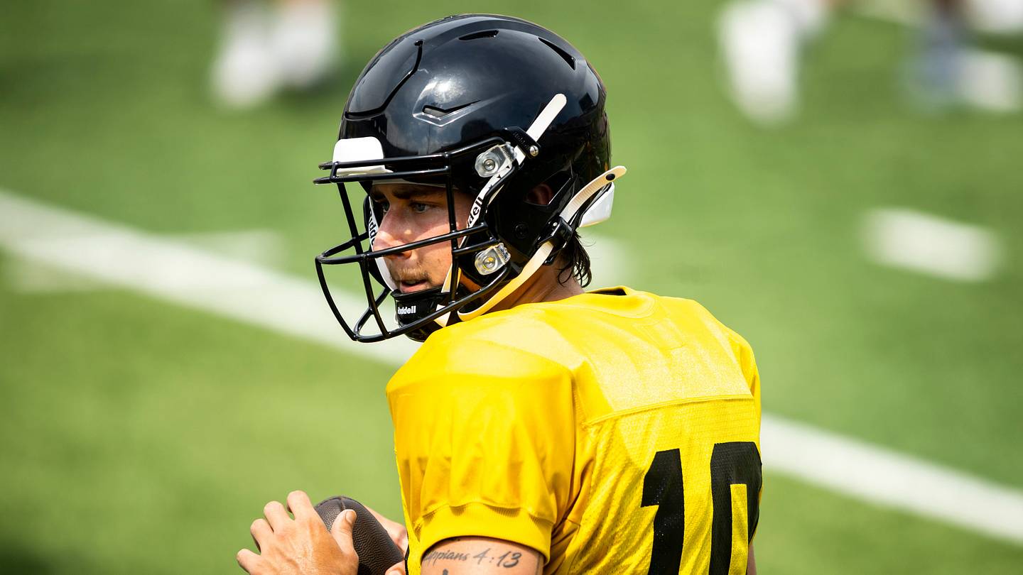 Reasons To Buy - And Sell - Iowa's Ranking in the Computer Metrics