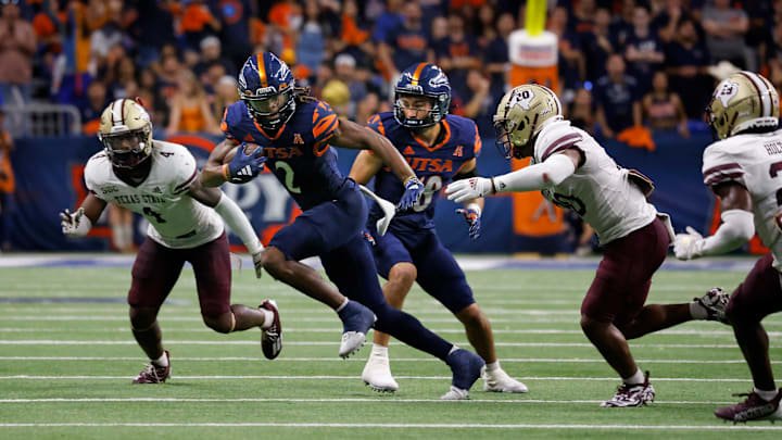 The Pac-12 needs to add two more schools to be a Power Conference