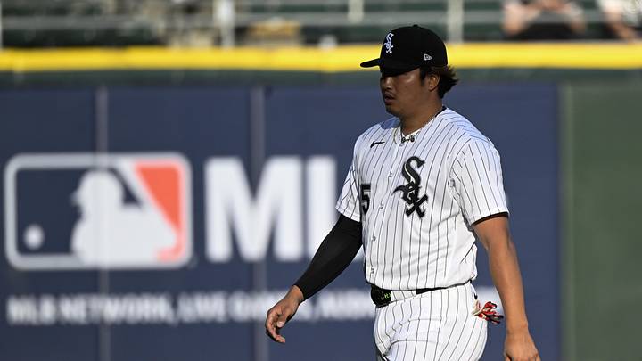 May 27, 2026; Chicago, Illinois, USA;  Chicago White Sox first baseman Munetaka Murakami (5) during warmups before the game against the Minnesota Twins at Rate Field. Mandatory Credit: Matt Marton-Imagn Images