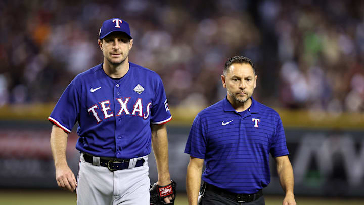 World Series - Texas Rangers v Arizona Diamondbacks - Game Three