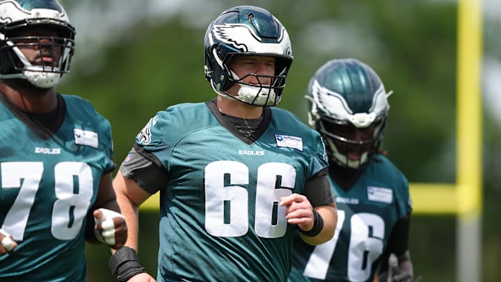 Philadelphia Eagles offensive lineman Drew Kendall (66) warms up,