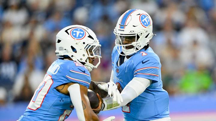 Aug 23, 2026; Nashville, Tennessee, USA; Tennessee Titans quarterback Cam Ward (1) hands the ball off to running back Tony Pollard (20) against the Seattle Seahawks during the first half at Nissan Stadium. Mandatory Credit: Steve Roberts-Imagn Images Aug 23, 2026; Nashville, Tennessee, USA; Tennessee Titans quarterback Cam Ward (1) hands the ball off to running back Tony Pollard (20) against the Seattle Seahawks during the first half at Nissan Stadium. Mandatory Credit: Steve Roberts-Imagn Images