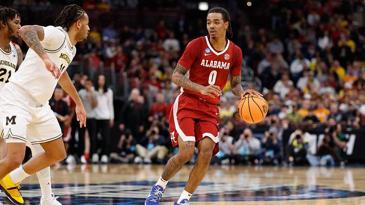 Mar 27, 2026; Chicago, IL, USA; Alabama Crimson Tide guard Labaron Philon Jr. (0) looks to pass during the first half against the Michigan Wolverines during a Sweet Sixteen game of the Midwest Regional of the men's 2026 NCAA Tournament at United Center. Mandatory Credit: Kamil Krzaczynski-Imagn Images Mar 27, 2026; Chicago, IL, USA; Alabama Crimson Tide guard Labaron Philon Jr. (0) looks to pass during the first half against the Michigan Wolverines during a Sweet Sixteen game of the Midwest Regional of the men's 2026 NCAA Tournament at United Center. Mandatory Credit: Kamil Krzaczynski-Imagn Images