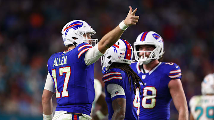 Buffalo Bills v Miami Dolphins