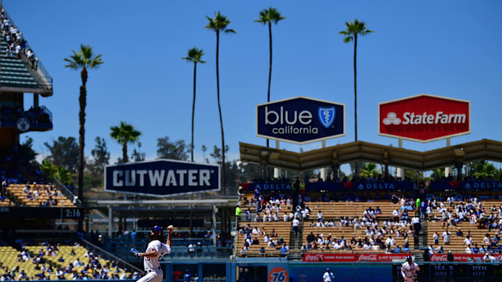 Jul 26, 2023; Los Angeles, California, USA; Los Angeles Dodgers starting pitcher Tony Gonsolin (26) throws against the Toronto Blue Jays during the fourth inning at Dodger Stadium. Mandatory Credit: Gary A. Vasquez-Imagn Images Jul 26, 2023; Los Angeles, California, USA; Los Angeles Dodgers starting pitcher Tony Gonsolin (26) throws against the Toronto Blue Jays during the fourth inning at Dodger Stadium. Mandatory Credit: Gary A. Vasquez-Imagn Images