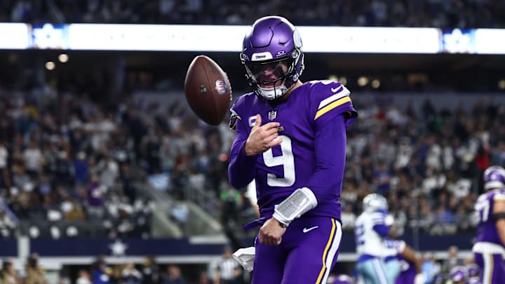Dec 14, 2025; Arlington, Texas, USA; Minnesota Vikings quarterback J.J. McCarthy (9) celebrates after a touchdown during the first half against the Dallas Cowboys at AT&T Stadium. Mandatory Credit: Kevin Jairaj-Imagn Images