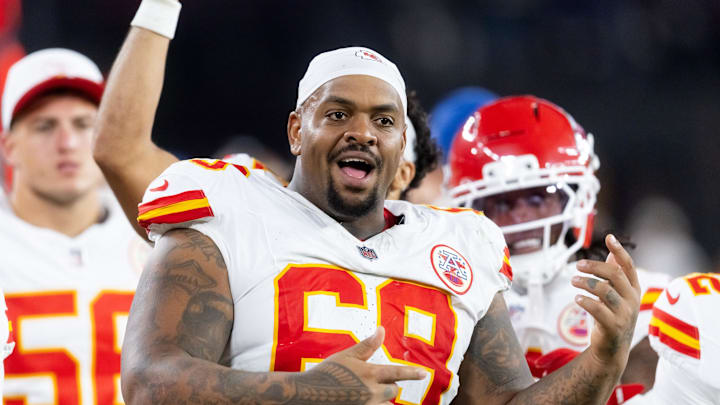 Aug 9, 2025; Glendale, Arizona, USA; Kansas City Chiefs defensive tackle Mike Pennel (69) against the Arizona Cardinals during a preseason NFL game at State Farm Stadium. Mandatory Credit: Mark J. Rebilas-Imagn Images