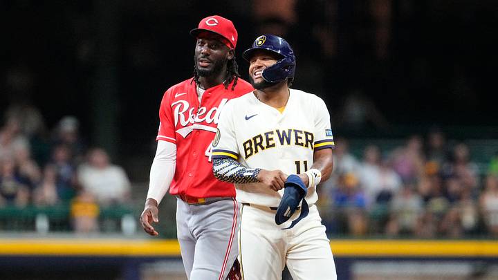 Jul 1, 2026; Milwaukee, Wisconsin, USA; Cincinnati Reds shortstop Elly de la Cruz (44) and Milwaukee Brewers left fielder Jackson Chourio (11) share a laugh at second base in the eighth inning at American Family Field. Mandatory Credit: Michael McLoone-Imagn Images Jul 1, 2026; Milwaukee, Wisconsin, USA; Cincinnati Reds shortstop Elly de la Cruz (44) and Milwaukee Brewers left fielder Jackson Chourio (11) share a laugh at second base in the eighth inning at American Family Field. Mandatory Credit: Michael McLoone-Imagn Images