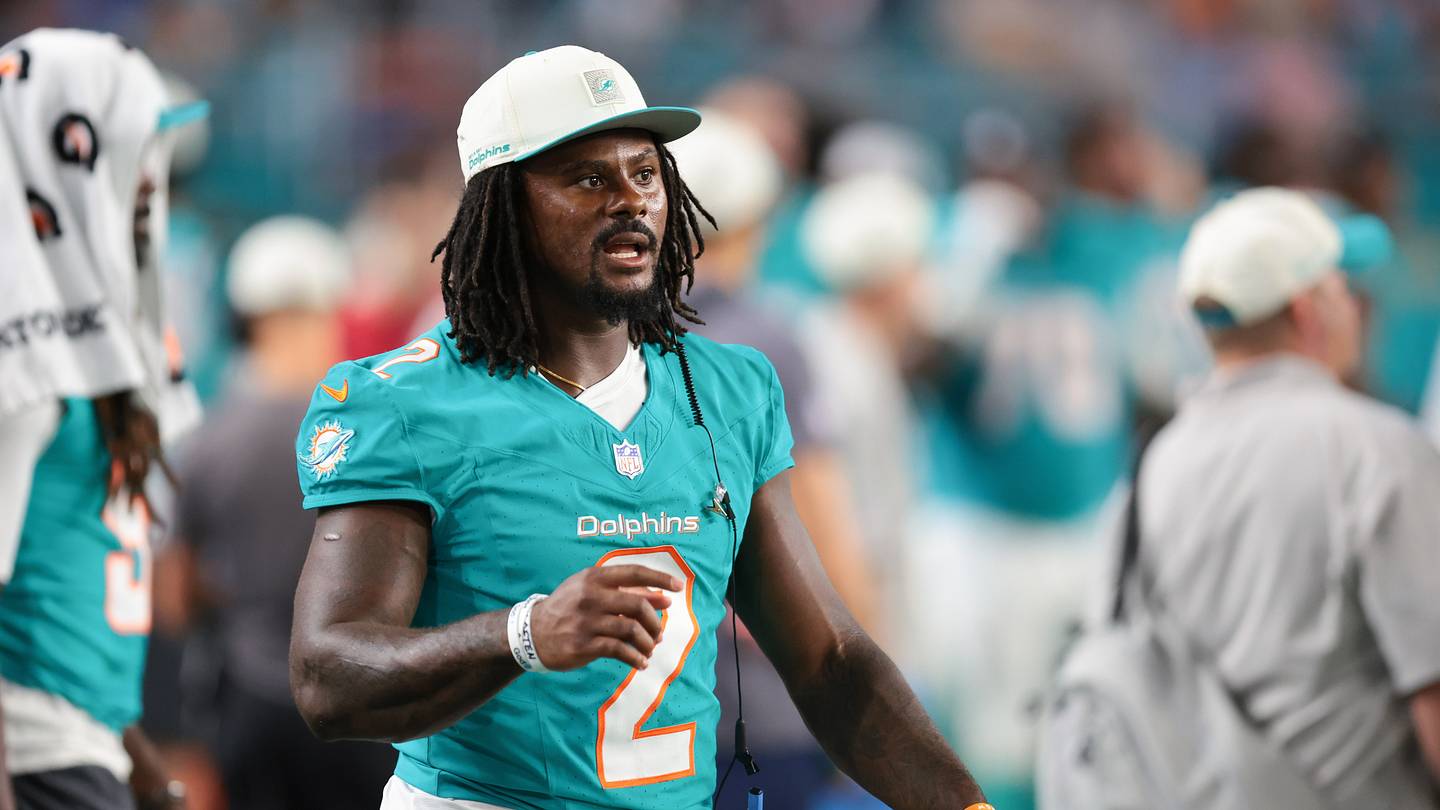 Dolphins Saturday Mailbag: What Are the Implications of a Week 1 Win or Loss?
