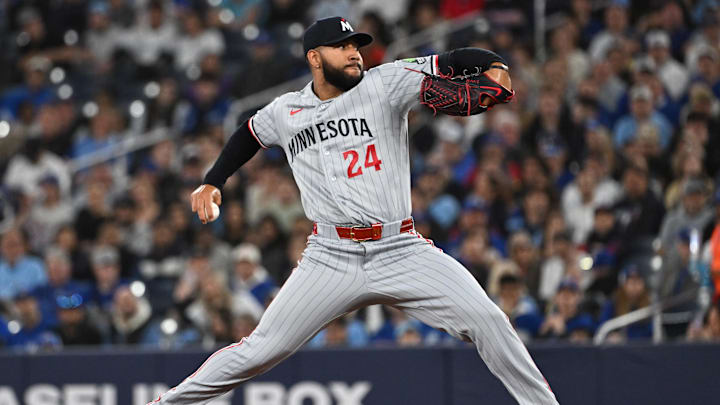 Apr 10, 2026; Toronto, Ontario, CAN; Minnesota Twins starting pitcher Simeon Woods Richardson (24) delivers a pitch against the Toronto Blue Jays in the first inning at Rogers Centre. Mandatory Credit: Dan Hamilton Apr 10, 2026; Toronto, Ontario, CAN; Minnesota Twins starting pitcher Simeon Woods Richardson (24) delivers a pitch against the Toronto Blue Jays in the first inning at Rogers Centre. Mandatory Credit: Dan Hamilton