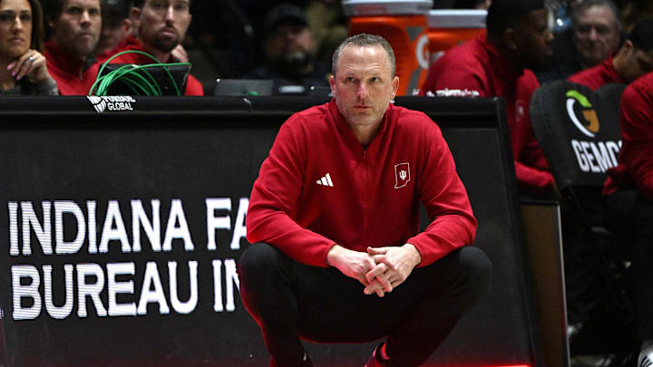Feb 20, 2026; West Lafayette, Indiana, USA; Indiana Hoosiers head coach Darian Devries during the second half against the Purdue Boilermakers at Mackey Arena. Mandatory Credit: Marc Lebryk-Imagn Images Feb 20, 2026; West Lafayette, Indiana, USA; Indiana Hoosiers head coach Darian Devries during the second half against the Purdue Boilermakers at Mackey Arena. Mandatory Credit: Marc Lebryk-Imagn Images