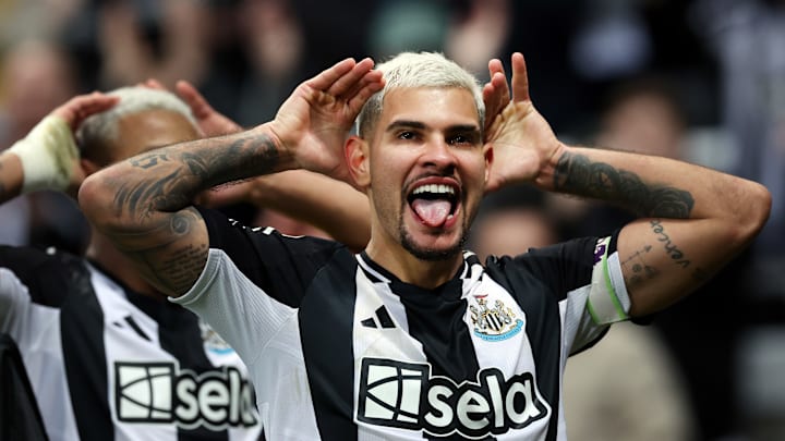 Newcastle United FC v Aston Villa FC - Premier League