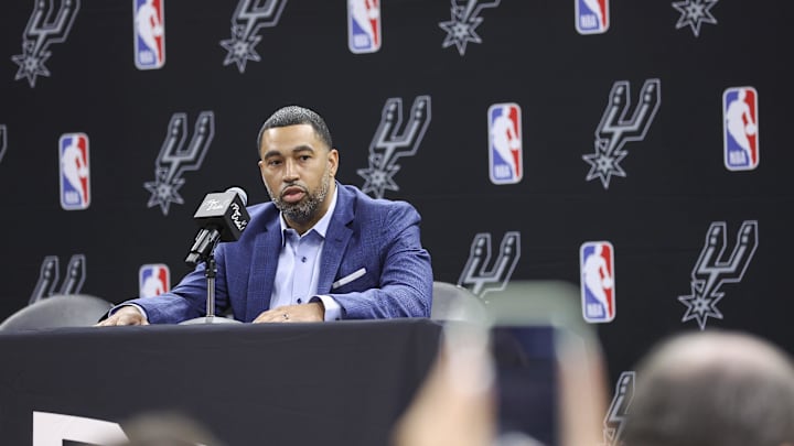 San Antonio Spurs, Brian Wright