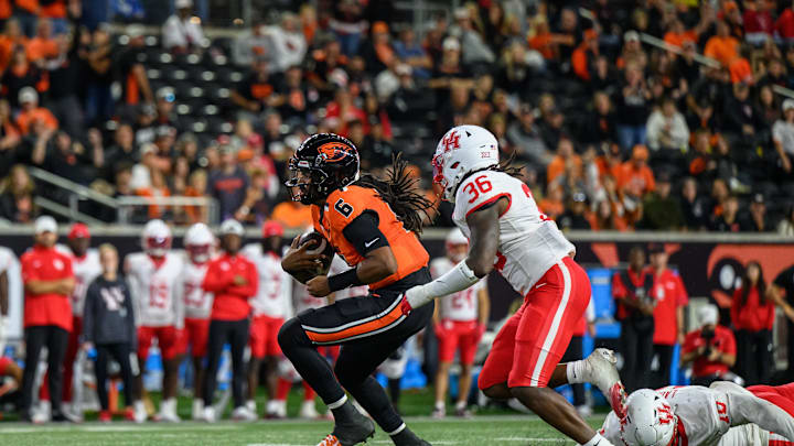 Sep 26, 2025; Corvallis, Oregon, USA; Oregon State Beavers quarterback Maalik Murphy (6) runs the ball during the first half against the Houston Cougars at Reser Stadium. Mandatory Credit: Craig Strobeck-Imagn Images