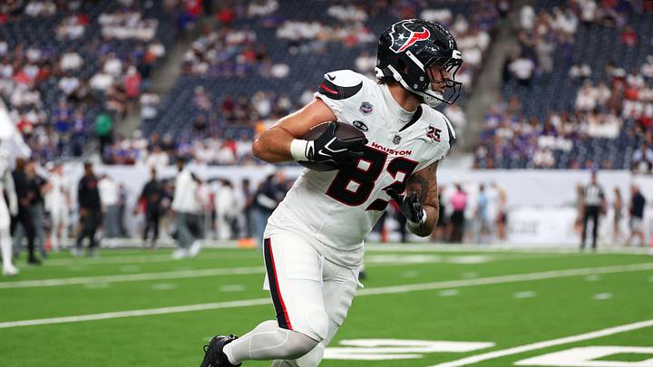 Sep 13, 2026; Houston, Texas, USA; Houston Texans tight end Marlin Klein (83) warms up before the game against the Buffalo Bills at Reliant Stadium. Mandatory Credit: Thomas Shea-Imagn Images Sep 13, 2026; Houston, Texas, USA; Houston Texans tight end Marlin Klein (83) warms up before the game against the Buffalo Bills at Reliant Stadium. Mandatory Credit: Thomas Shea-Imagn Images