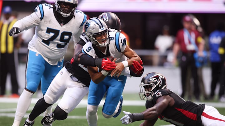 Standout Rookie's Availability in Jeopardy After Late-Week Injury