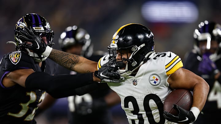 Pittsburgh Steelers v Baltimore Ravens