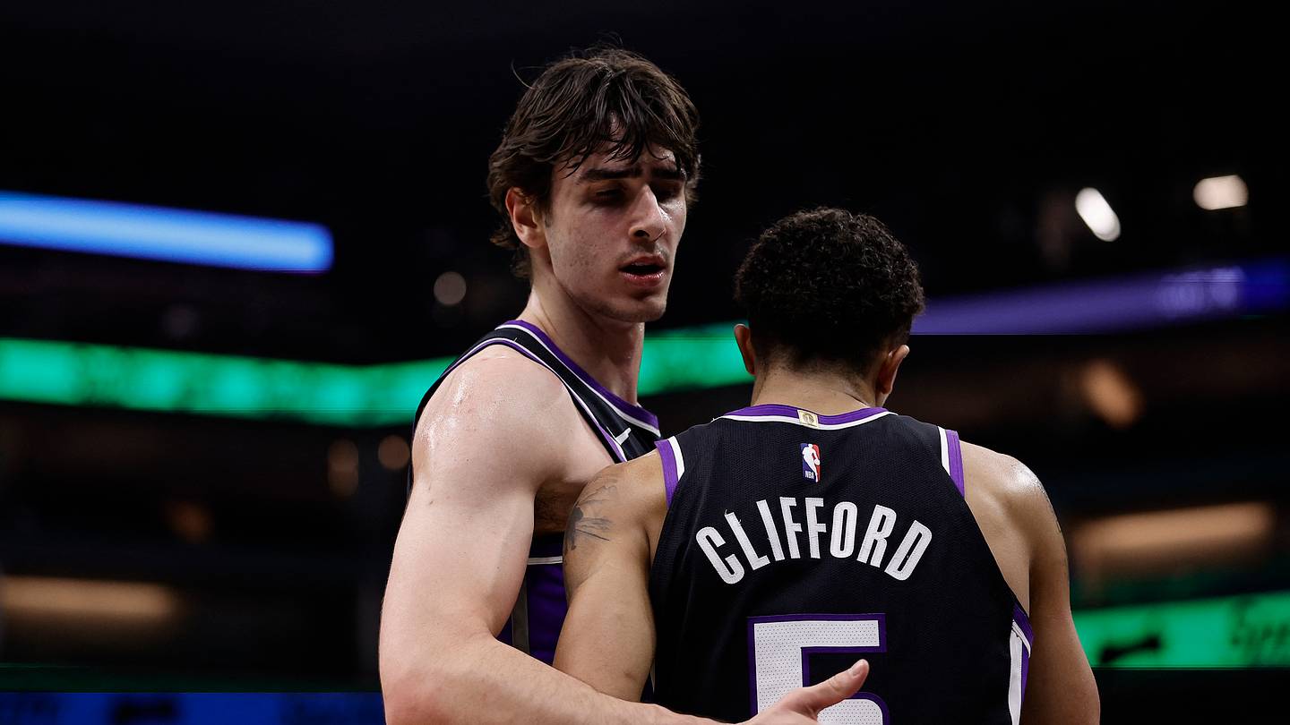 Sacramento Kings, giocatori in campo, squadra in fase di ricostruzione, mancanza di creatore di pallacanestro