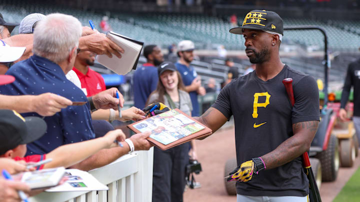 Pittsburgh Pirates v Atlanta Braves Pittsburgh Pirates v Atlanta Braves