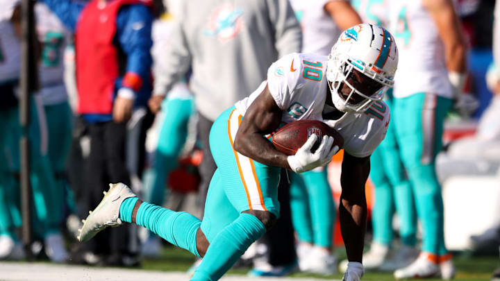 AFC Wild Card Playoffs - Miami Dolphins v Buffalo Bills